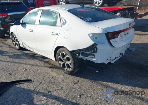 2020 Kia Forte Lxs z USA, uszkodzony, nr VIN 3KPF24AD6LE161915